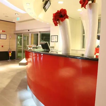 Mito Hotel 3*