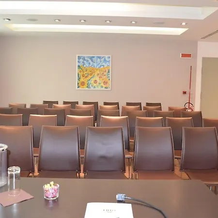 Mito Hotel 3*